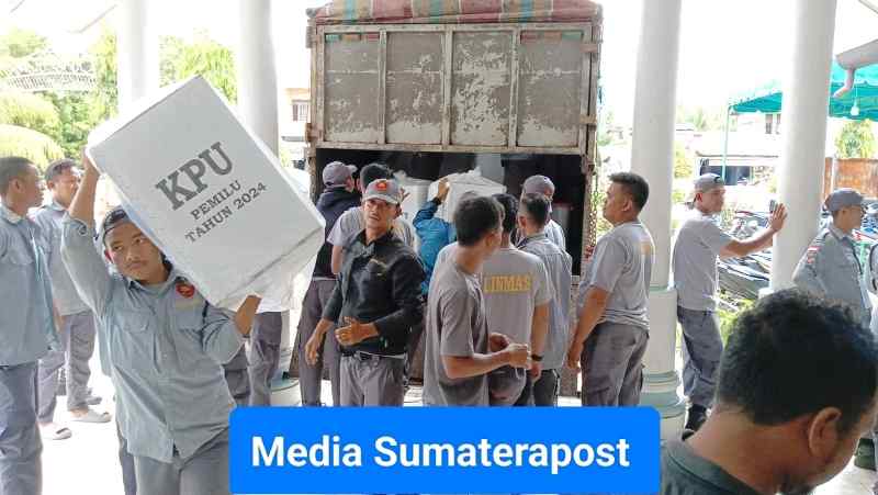 Kotak Suara 31 Desa Sudah Masuk di Kecamatan Karang Baru Hari Kamis ini Kotak Suara 31 Desa Sudah Masuk di Kecamatan Karang Baru Hari Kamis ini
