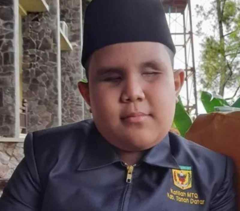 Menginjak Usia 13th, Dafa Penyandang Disabilitas Netra Berhasil Menghafal 30 Juz Menginjak Usia 13th, Dafa Penyandang Disabilitas Netra Berhasil Menghafal 30 Juz
