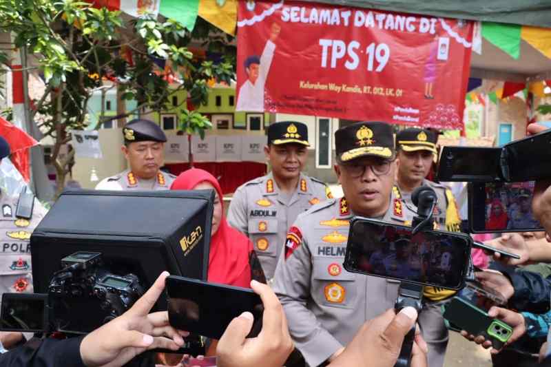 Pemungutan Ulang di 6 TPS Berjalan Aman dan Kondusif, Kapolda: Berkat Kerja Keras Seluruh Pihak Pemungutan Ulang di 6 TPS Berjalan Aman dan Kondusif, Kapolda: Berkat Kerja Keras Seluruh Pihak