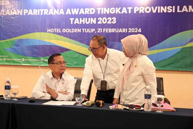 Pemprov Lampung Gelar Wawancara Kandidat Paritrana Award Tingkat Provinsi Tahun 2023 Pemprov Lampung Gelar Wawancara Kandidat Paritrana Award Tingkat Provinsi Tahun 2023