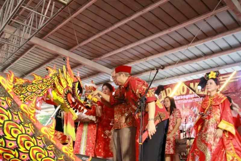 Spektakuler, Ada Parade 1000 Naga dalam Hajatan Cap Go Meh di Sekolah Karangturi Semarang Spektakuler, Ada Parade 1000 Naga dalam Hajatan Cap Go Meh di Sekolah Karangturi Semarang