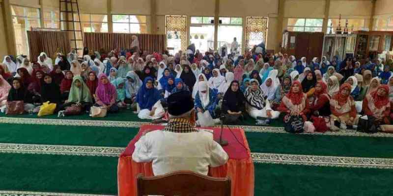 BKMT Kecamatan X Koto Diatas Menggelar Pertemuan Perdana BKMT Kecamatan X Koto Diatas Menggelar Pertemuan Perdana