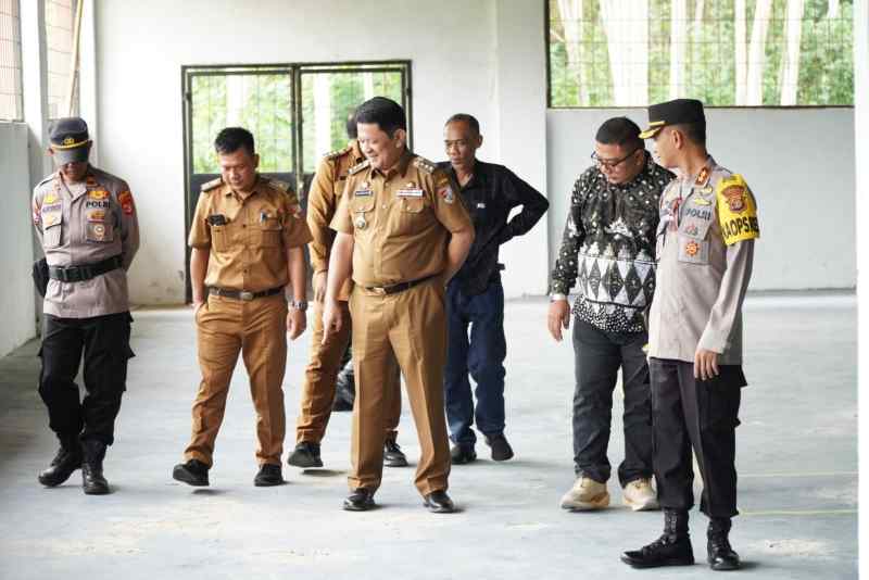 Pj Bupati Tinjau Kesiapan Lokasi Rapat Pleno Tingkat Kabupaten Tubaba Pj Bupati Tinjau Kesiapan Lokasi Rapat Pleno Tingkat Kabupaten Tubaba