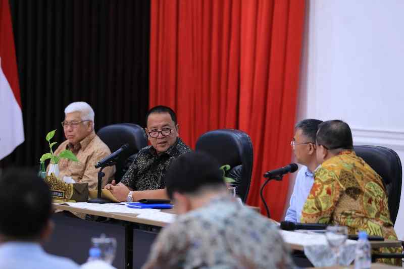 Gubernur Arinal Sambut Baik Rencana Perusahaan Angel Yeast Bangun Perusahaan Turunan Tapioka dan Gula Gubernur Arinal Sambut Baik Rencana Perusahaan Angel Yeast Bangun Perusahaan Turunan Tapioka dan Gula