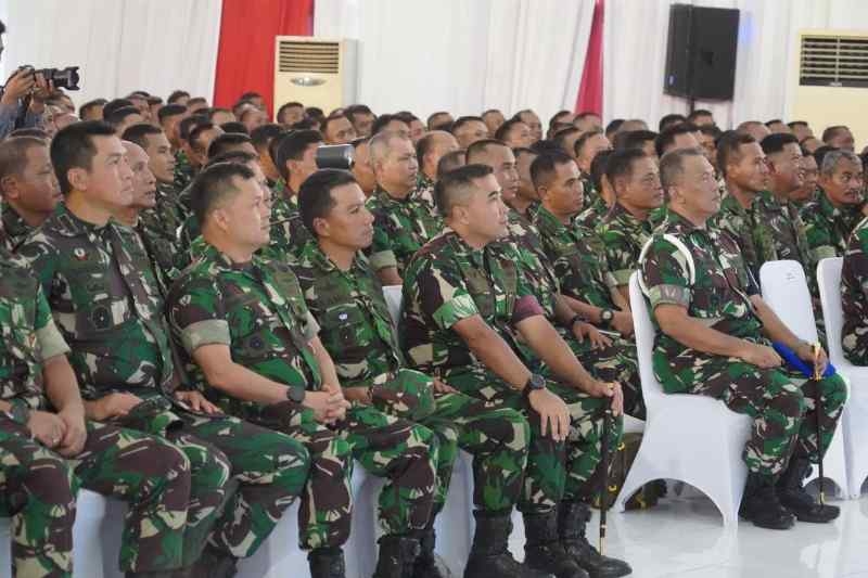 Kasad Kunjungi Makorem 071/Wijayakusuma Kasad Kunjungi Makorem 071/Wijayakusuma