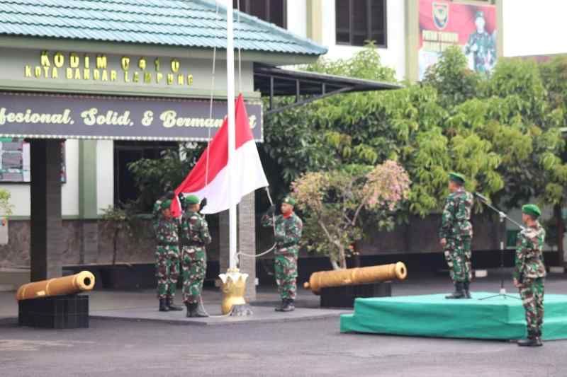 Pupuk Jiwa Patriotisme, Kodim 0410/Kota Bandar Lampung Gelar Upacara Bendera Pupuk Jiwa Patriotisme, Kodim 0410/Kota Bandar Lampung Gelar Upacara Bendera