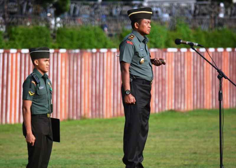 Pimpin Upacara Bulanan Bersama Forkopimda, Danrem Bacakan Amanat Gubernur Lampung Pimpin Upacara Bulanan Bersama Forkopimda, Danrem Bacakan Amanat Gubernur Lampung