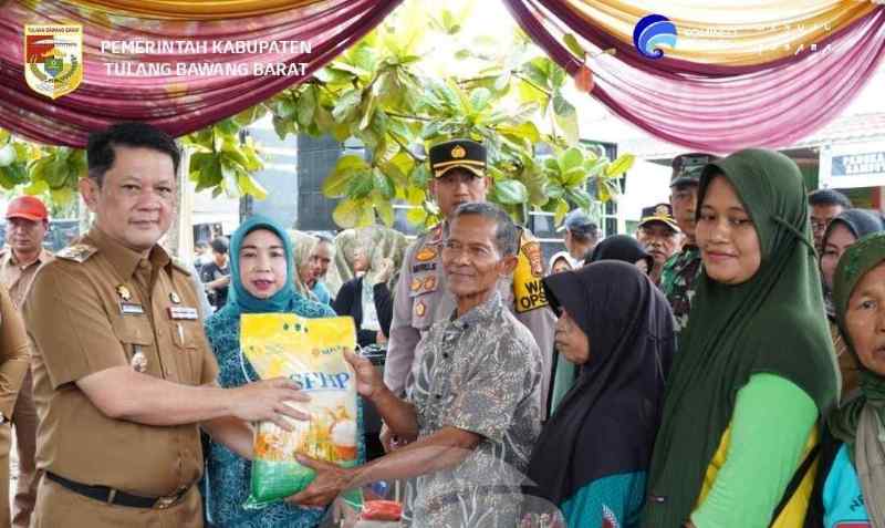 Menjelang Ramadhan, Pemkab Tubaba Gelar Pasar Murah Sediakan 10 Ton Beras Menjelang Ramadhan, Pemkab Tubaba Gelar Pasar Murah Sediakan 10 Ton Beras