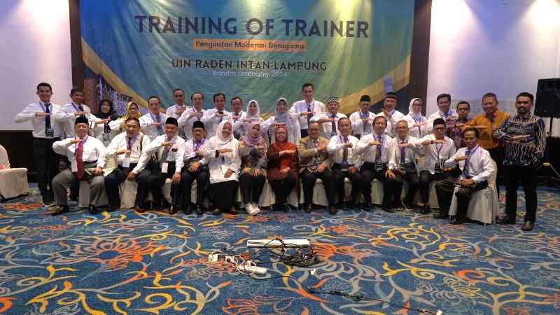 Gandeng FKUB, UIN RIL selenggarakan TOT Penguatan Moderasi Beragama Gandeng FKUB, UIN RIL selenggarakan TOT Penguatan Moderasi Beragama