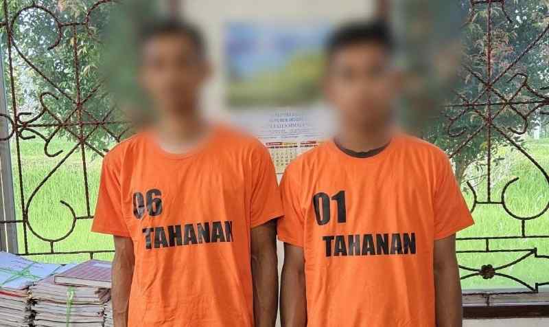Dua Pemuda Ditangkap Sat Narkoba Dalam Penggerebekan di Sebuah Gubuk Dua Pemuda Ditangkap Sat Narkoba Dalam Penggerebekan di Sebuah Gubuk