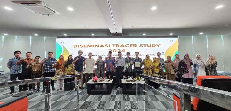 UPT Karier Diseminasikan Hasil Tracer Study UPT Karier Diseminasikan Hasil Tracer Study