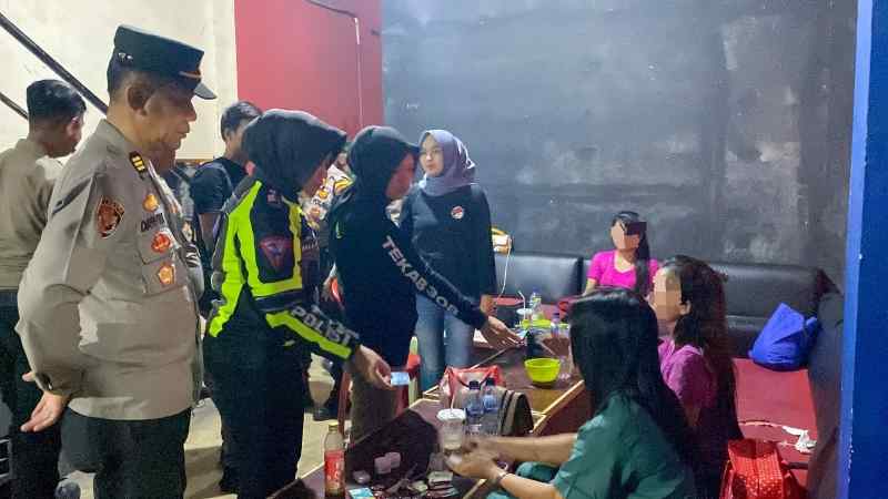 Jelang Ramadhan, Aparat Gabungan di Pringsewu Razia Tempat Hiburan Malam Jelang Ramadhan, Aparat Gabungan di Pringsewu Razia Tempat Hiburan Malam