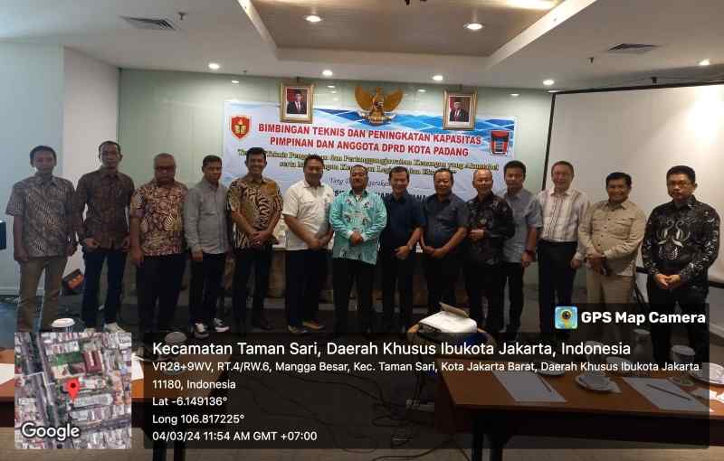 Pimpinan dan Anggota DPRD Kota Padang Ikuti Bimtek dan Pendalaman Tugas di Jakarta Pimpinan dan Anggota DPRD Kota Padang Ikuti Bimtek dan Pendalaman Tugas di Jakarta