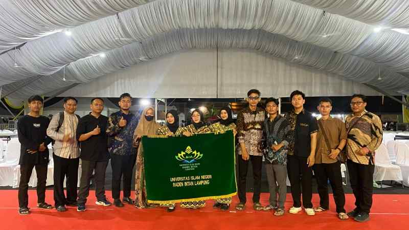 Mengagumkan! Mahasiswa FEBI UIN RIL Sukses Antarkan Tari Bedana Khas Lampung Go Internasional Mengagumkan! Mahasiswa FEBI UIN RIL Sukses Antarkan Tari Bedana Khas Lampung Go Internasional