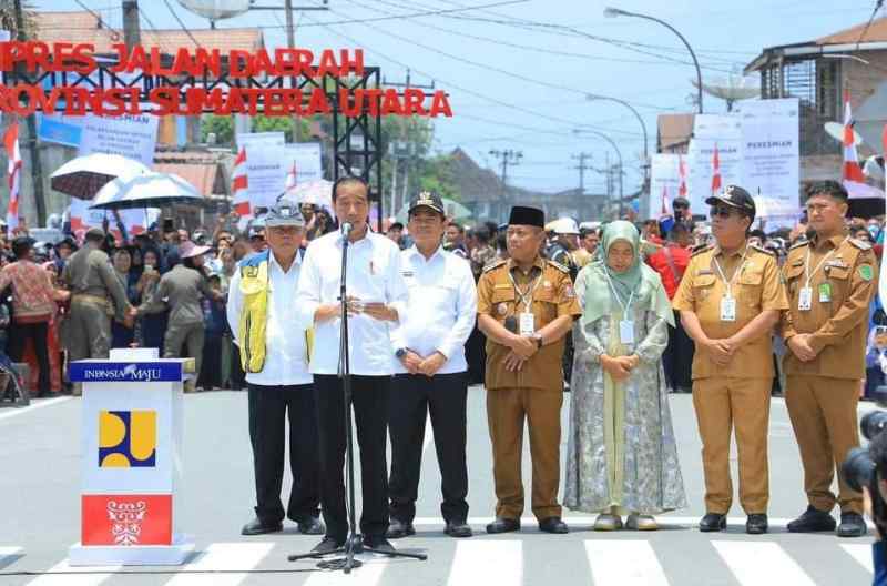 Bupati Labura Hadiri Peresmian Instruksi Jalan Daerah (IJD) di Provinsi Sumut Bupati Labura Hadiri Peresmian Instruksi Jalan Daerah (IJD) di Provinsi Sumut