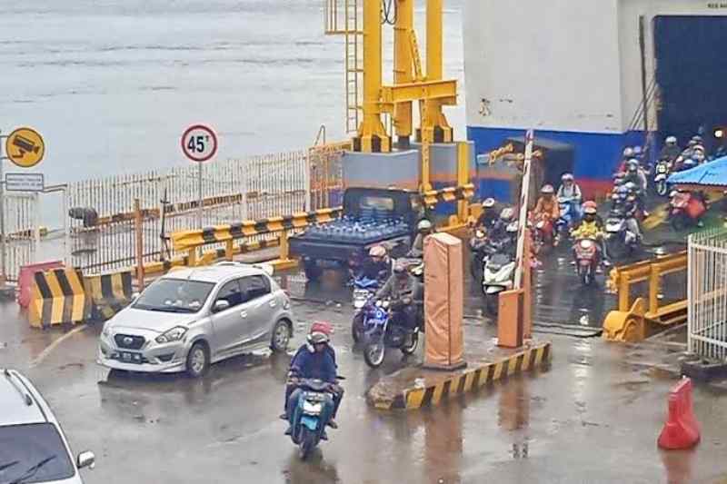 Polda Lampung Siapkan “Buffer Zone” di Tol Lampung Selama Arus Mudik 2024 Polda Lampung Siapkan “Buffer Zone” di Tol Lampung Selama Arus Mudik 2024