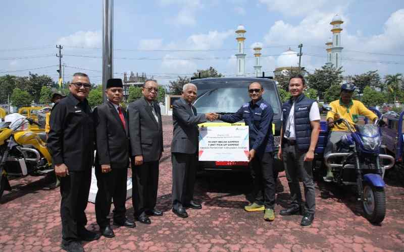 PT Inalum Persero Serahkan Betor dan Mobil Pengangkut Sampah Kepada Pemkab Asahan PT Inalum Persero Serahkan Betor dan Mobil Pengangkut Sampah Kepada Pemkab Asahan
