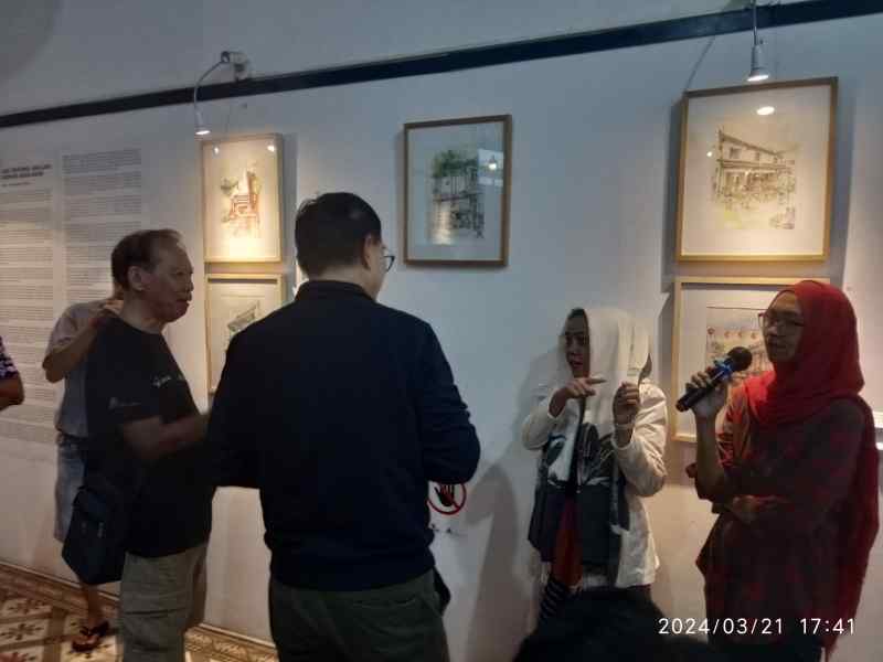 Mick Lo Taja Pameran Tunggal ‘Born To ALive” di SSW Gallery Kota Lama Mick Lo Taja Pameran Tunggal ‘Born To ALive” di SSW Gallery Kota Lama