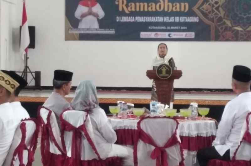 Kakanwil Kemenkumham Safari Ramadhan, di Lapas Kelas llB Kotaagung Kakanwil Kemenkumham Safari Ramadhan, di Lapas Kelas llB Kotaagung