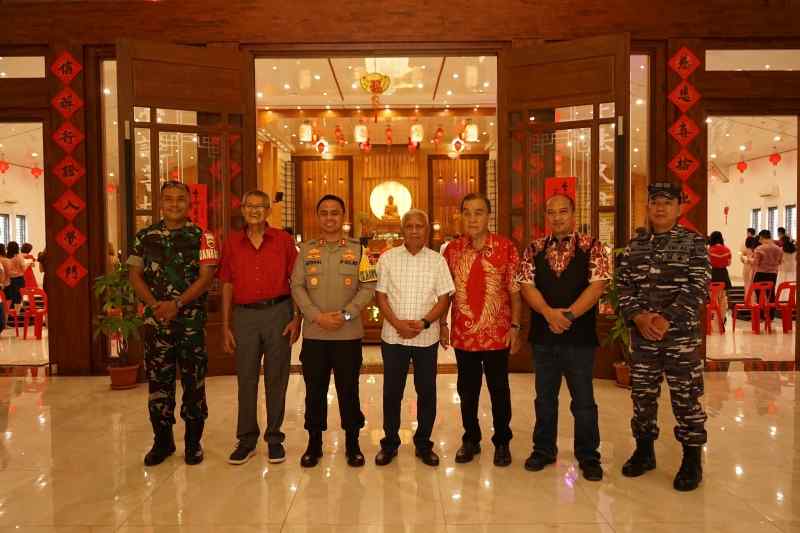 Tahun Baru Imlek 2575, Bupati Asahan Beserta Forkopimda Kunjungi Vihara Tahun Baru Imlek 2575, Bupati Asahan Beserta Forkopimda Kunjungi Vihara