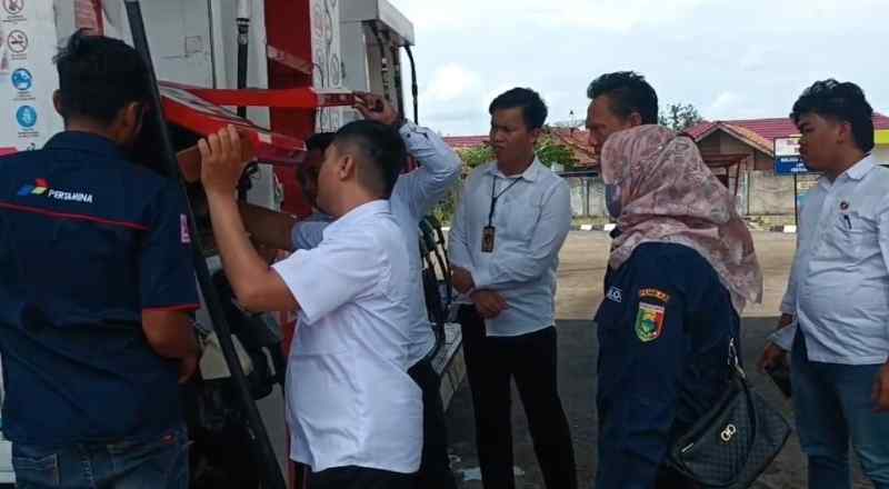 Satreskrim Polres Tanggamus dan Diskoperindag Melakukan Pengecekan Stok BBM Satreskrim Polres Tanggamus dan Diskoperindag Melakukan Pengecekan Stok BBM