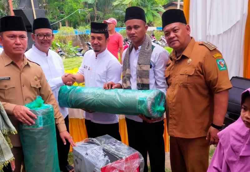 Safari Ramadan Pemkab Simalungun Teguhkan Silaturahmi dan Beri Santunan Safari Ramadan Pemkab Simalungun Teguhkan Silaturahmi dan Beri Santunan