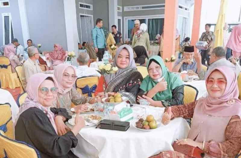 Beri Ucapan Selamat, Anggota DPRD Pasaman Eka Hariani Hadiri Acara Benny Utama Beri Ucapan Selamat, Anggota DPRD Pasaman Eka Hariani Hadiri Acara Benny Utama