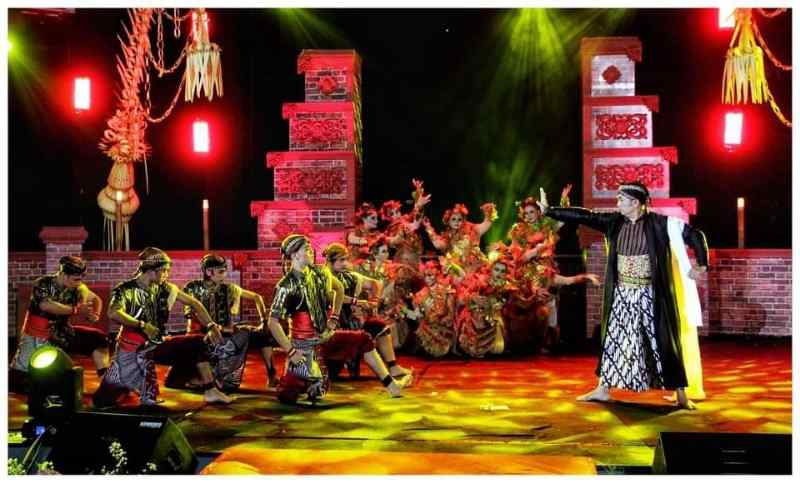 Pagelaran Sendratari Mahakarya Legenda Gua Kreo Pukau Penonton Pagelaran Sendratari Mahakarya Legenda Gua Kreo Pukau Penonton