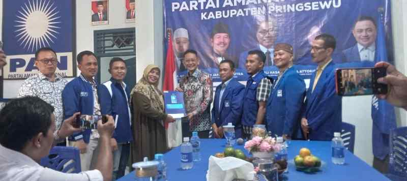 Serius Ikut Pilkada 2024, Adi Erlansyah Daftar Penjaringan Cakada PAN dan PDIP Pringsewu Serius Ikut Pilkada 2024, Adi Erlansyah Daftar Penjaringan Cakada PAN dan PDIP Pringsewu