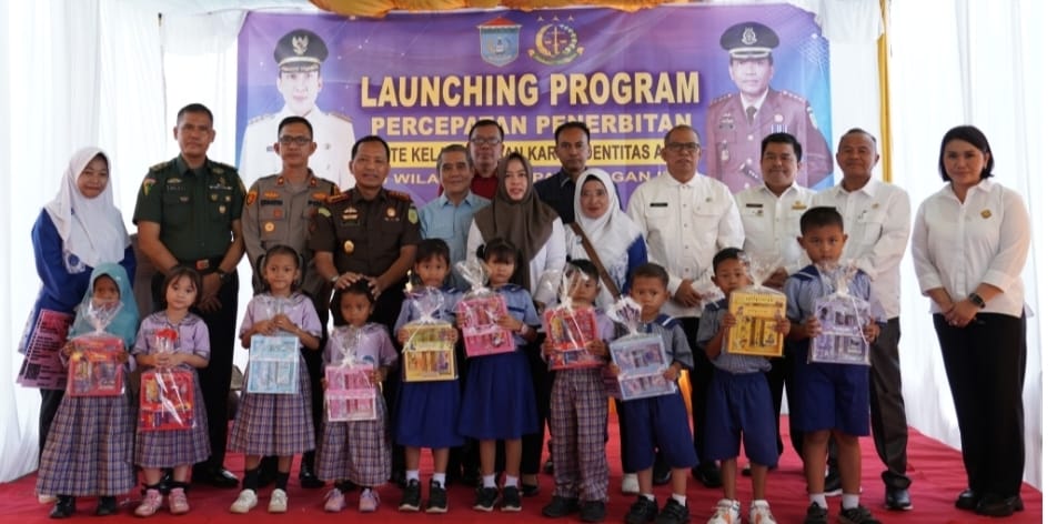 Launching Program Percepatan Penertiban Akta Kelahiran dan Kartu Identitas Anak Kab. Ogan Ilir Launching Program Percepatan Penertiban Akta Kelahiran dan Kartu Identitas Anak Kab. Ogan Ilir