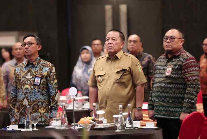 Gubernur Arinal Hadiri Halal Bihalal dan Diskusi Bersama FKIJK dan BMPD Gubernur Arinal Hadiri Halal Bihalal dan Diskusi Bersama FKIJK dan BMPD