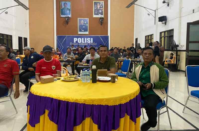 Cinta Timnas Laga Semi final Piala UFC U23, Polres Kaur adakan Nobar Serentak Cinta Timnas Laga Semi final Piala UFC U23, Polres Kaur adakan Nobar Serentak