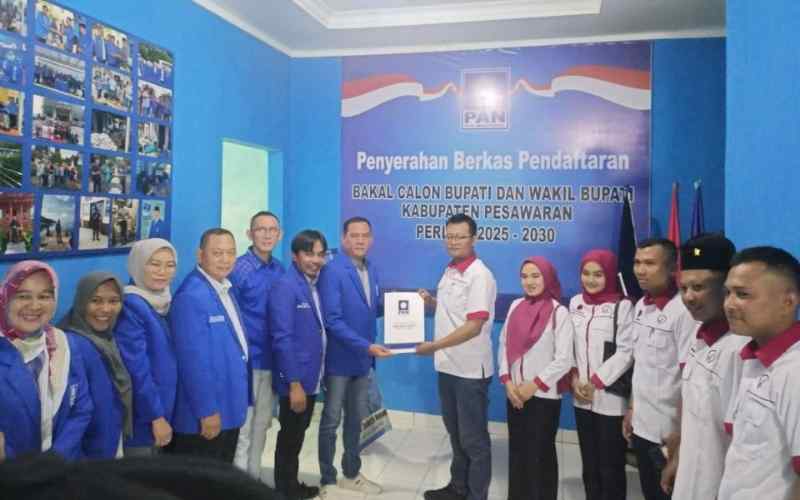 Nanda Indira Ambil Berkas Pendaftaran Cabup Pesawaran Di Kantor PDIP dan DPD PAN Nanda Indira Ambil Berkas Pendaftaran Cabup Pesawaran Di Kantor PDIP dan DPD PAN