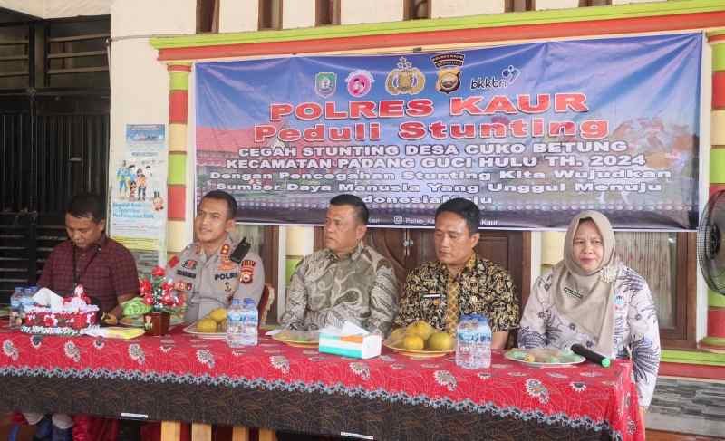 Cegah Stunting, Polres Kaur Giat Peduli di Desa Cuko Betung Cegah Stunting, Polres Kaur Giat Peduli di Desa Cuko Betung