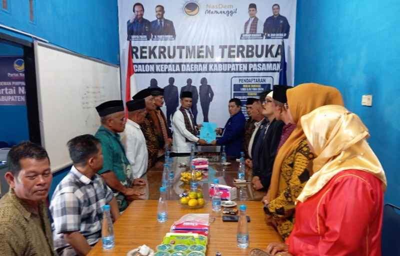 Dua Periode Anggota DPR, Ahmad Khadafi Maju Bakal Calon Bupati Pasaman Dua Periode Anggota DPR, Ahmad Khadafi Maju Bakal Calon Bupati Pasaman