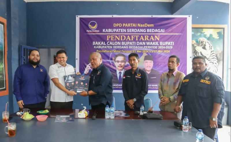 H. Darma Wijaya dan H. Adlin Tambunan Siap Maju dalam Pilkada Sergai 2024 H. Darma Wijaya dan H. Adlin Tambunan Siap Maju dalam Pilkada Sergai 2024