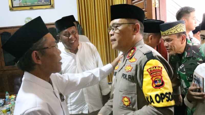 Sinergitas Polri dan Ulama Kuatkan Lampung untuk Maju Sinergitas Polri dan Ulama Kuatkan Lampung untuk Maju