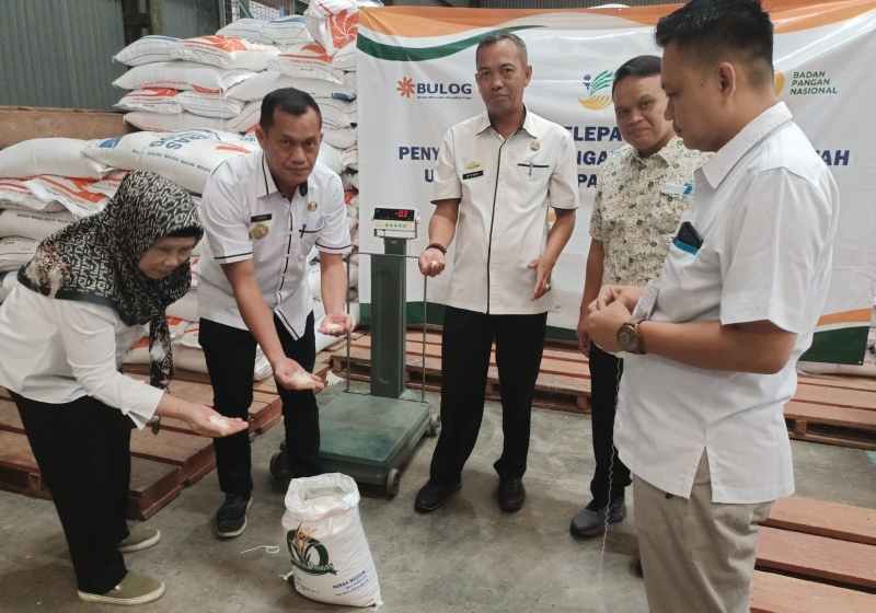 Tahap Kedua Pemkab Tubaba Kembali Salurkan Bantuan Pangan Cadangan Beras Pemerintah Tahap Kedua Pemkab Tubaba Kembali Salurkan Bantuan Pangan Cadangan Beras Pemerintah