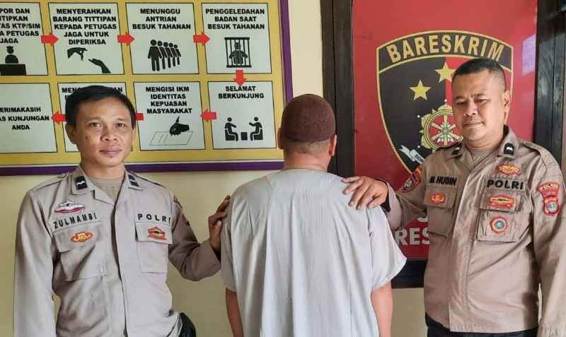 Polsek Pulau Panggung Tangkap Pelaku Penganiayaan di Ulu Belu Polsek Pulau Panggung Tangkap Pelaku Penganiayaan di Ulu Belu