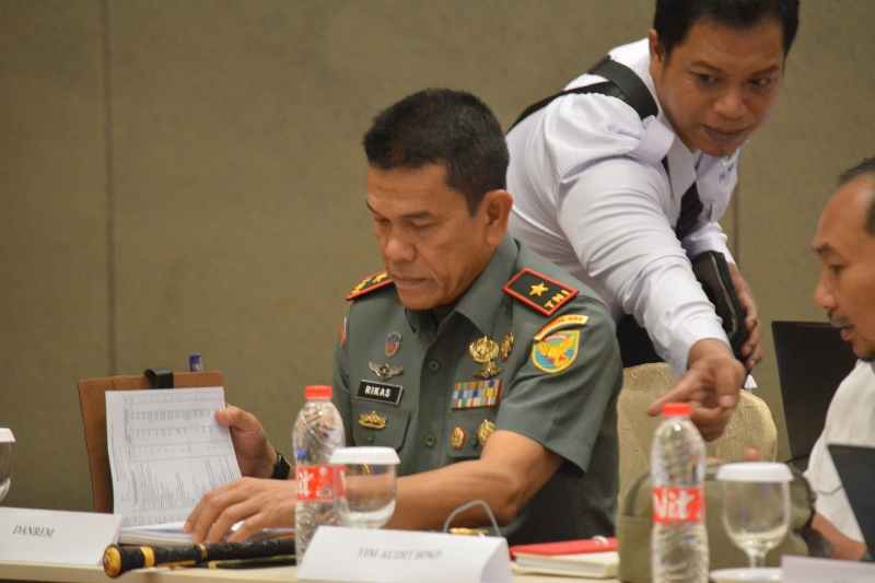 Danrem 043/Gatam Hadiri Focus Group Discussion (FGD) Bersama Polda Lampung Danrem 043/Gatam Hadiri Focus Group Discussion (FGD) Bersama Polda Lampung