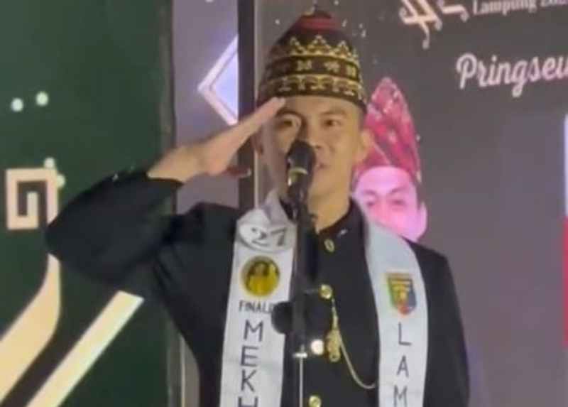 Bripda M Dicky Wakili Kabupaten Lampung Selatan di Grand Final Muli Mekhanai 2024 Bripda M Dicky Wakili Kabupaten Lampung Selatan di Grand Final Muli Mekhanai 2024