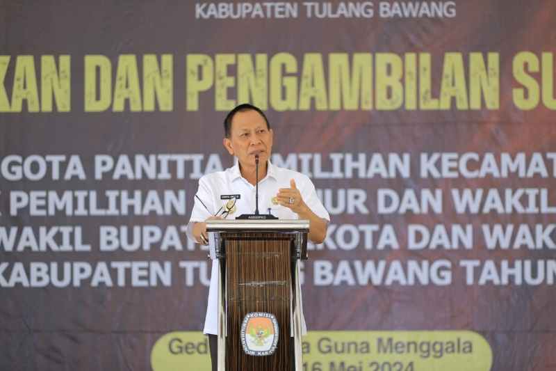 Jemaah Haji Tulang Bawang Telah Resmi Diberangkatkan dari Islamic Center Menggala Jemaah Haji Tulang Bawang Telah Resmi Diberangkatkan dari Islamic Center Menggala