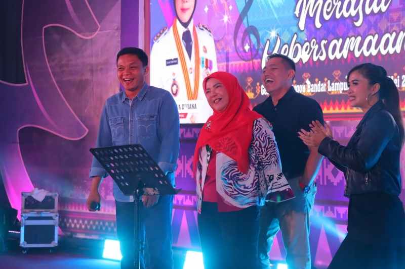 Dandim 0410/KBL Hadiri Kegiatan Senandung Kenangan Merajut Kebersamaan Dandim 0410/KBL Hadiri Kegiatan Senandung Kenangan Merajut Kebersamaan