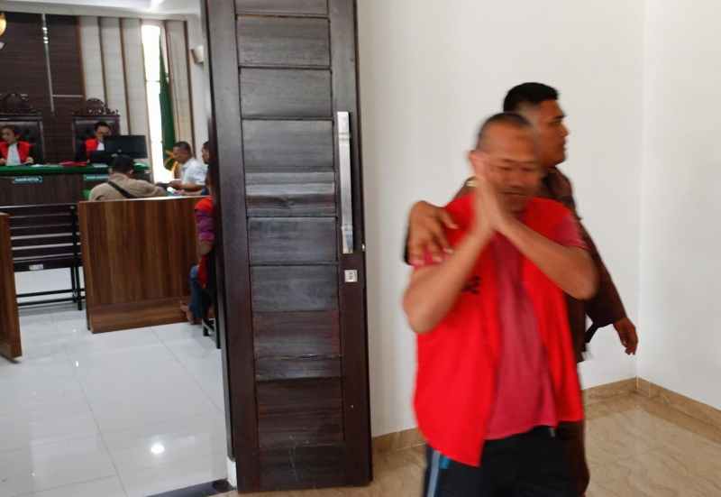 Warga Desak Polres Tindak Tegas Kasus Dugaan Pemalsuan Tanda Tangan oleh Kepala Desa Warga Desak Polres Tindak Tegas Kasus Dugaan Pemalsuan Tanda Tangan oleh Kepala Desa