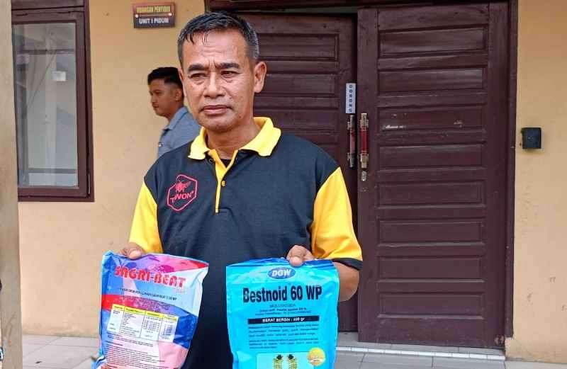 Petani Korban Penipuan Meminta Polres Sergai Usut Tuntas Dugaan Racun Keong Palsu Petani Korban Penipuan Meminta Polres Sergai Usut Tuntas Dugaan Racun Keong Palsu