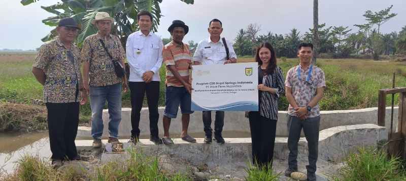 Perbaikan Saluran Irigasi oleh Regal Springs Indonesia Tingkatkan Produktivitas Pertanian di Naga Kisar Perbaikan Saluran Irigasi oleh Regal Springs Indonesia Tingkatkan Produktivitas Pertanian di Naga Kisar