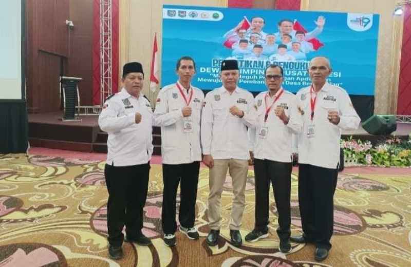 Kukuhkan DPP APDESI, Abdi Yusran Dipercaya Bidang Depertemen Politik Hukum HAM Kukuhkan DPP APDESI, Abdi Yusran Dipercaya Bidang Depertemen Politik Hukum HAM