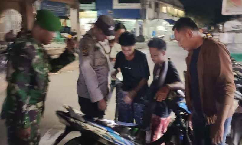 Polres Sergai Sektor Tanjung Beringin Gelar Patroli Gabungan, Ciptakan Keamanan Wilayah Polres Sergai Sektor Tanjung Beringin Gelar Patroli Gabungan, Ciptakan Keamanan Wilayah