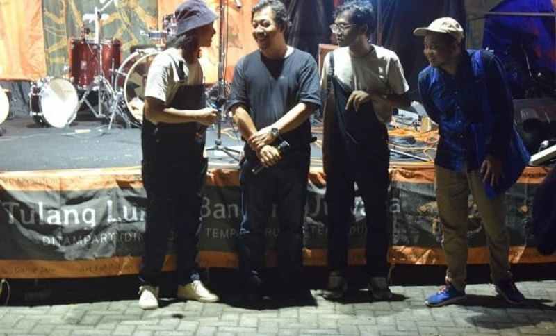 Hysteria Gelar Puncak Tour Ditampart di KAI Terrace Semarang Hysteria Gelar Puncak Tour Ditampart di KAI Terrace Semarang