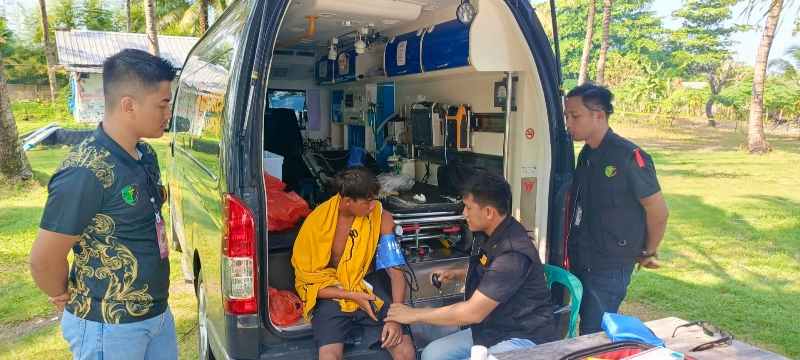 Subsatgas Dokkes Polda Lampung Berikan Fasilitas Layanan Kesehatan Atlet WSL Krui Pro 2024 Subsatgas Dokkes Polda Lampung Berikan Fasilitas Layanan Kesehatan Atlet WSL Krui Pro 2024